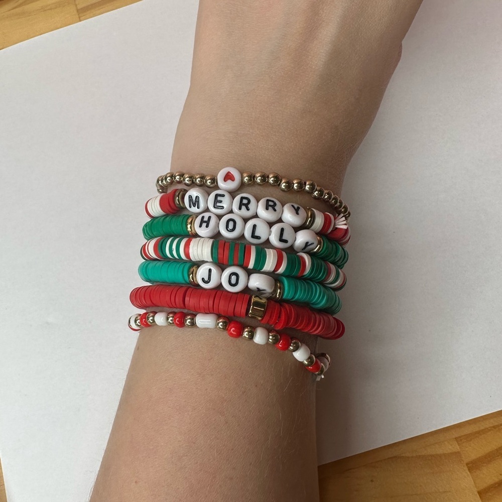Festive Christmas Holiday Beaded Bracelet Set